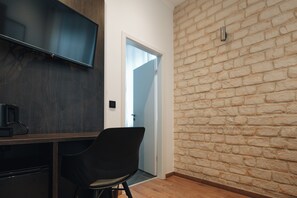 デスク、WiFi (無料)