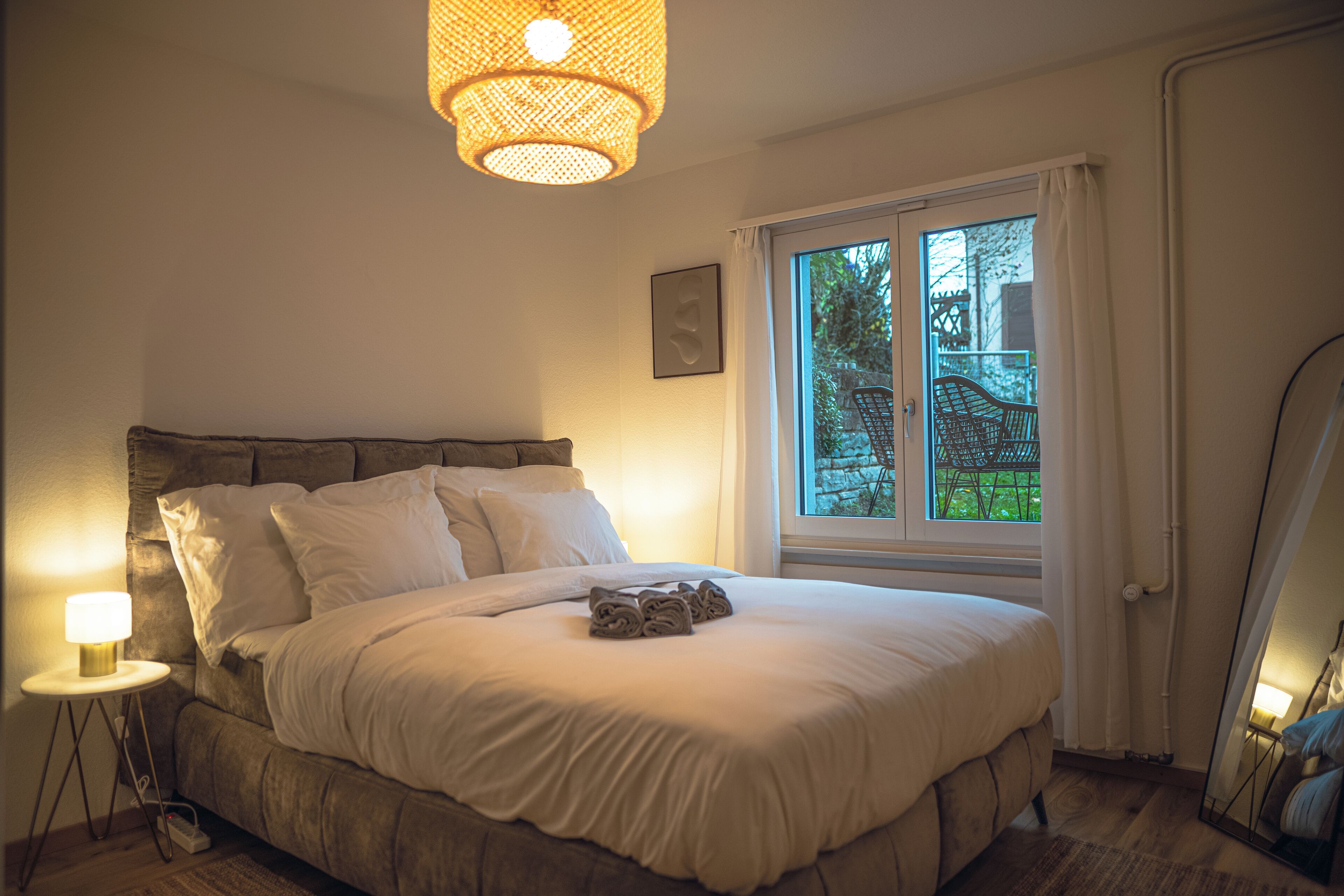 3 chambres, fer et planche à repasser, Wi-Fi, draps fournis