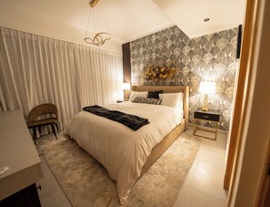 Appartement Deluxe, vue sur la ville | 1 chambre, coffre-fort, bureau