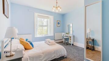 3 makuuhuonetta, ilmainen Wi-Fi, vuodevaatteet