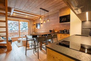Fridge, microwave, oven, stovetop - Troillet 11, 200m away from the ski pistes (Les Allues)