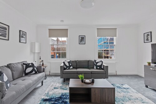 St Albans Central - 2 bedroom flat - 1 FREE parking

