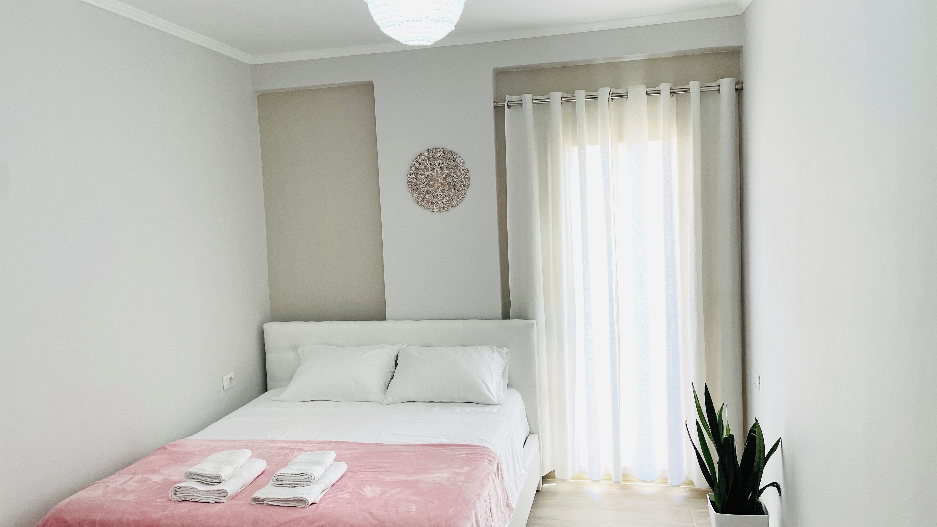 Lejlighed - 2 soveværelser - balkon - byudsigt | 2 soveværelser