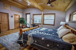 4 Schlafzimmer, Schreibtisch, kostenloses WLAN, Bettwäsche