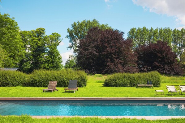 Indoor pool, outdoor pool