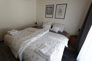 3 bedrooms, individually furnished