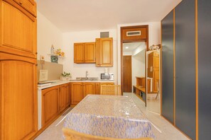Basic Condo | Private kitchen | Full-sized fridge, microwave, espresso maker, electric kettle - Seadream - 15 min da Venezia (Mestre)
