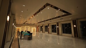 قاعة الولائم والاحتفالات