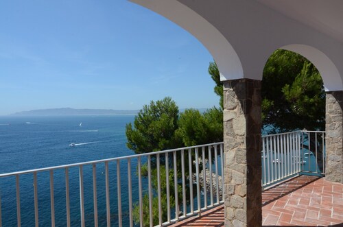 Waterfront House in Costa Brava Near Beach