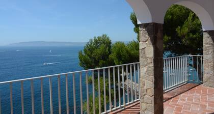 Waterfront House in Costa Brava Near Beach