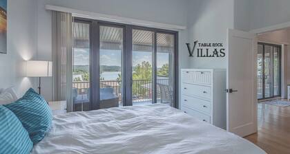 Table Rock Mega-Villa: Sleeps 29, Private Heated Pool & Hot Tub, 3 mins to SDC!