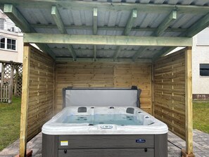 Outdoor spa tub - Cozy Tiny House in the Rhön (Hilders)
