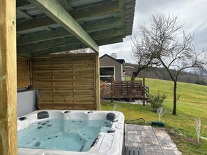 Utendørs boblebad