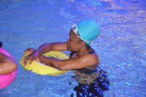 Kolam renang terbuka