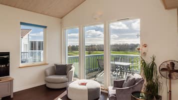 Maison Classique, patio | Coin séjour