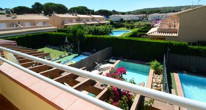 Villa Fluvia for six People in Lescala
