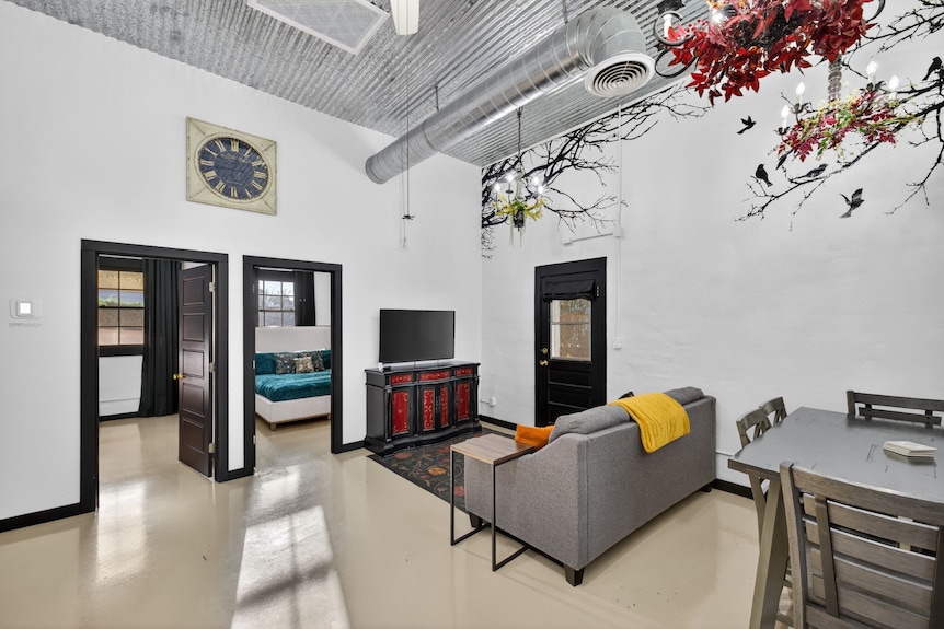 Historic Firehouse Converted To A 2-bedroom Welcoming Downtown Chandler - Chandler, AZ