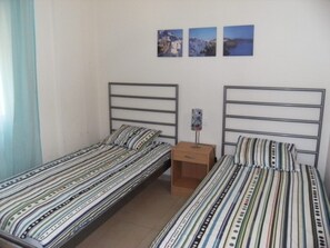 Apartment | 2 bedrooms, iron/ironing board