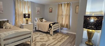 Beautifully Renovated Duplex in AltaVista VA