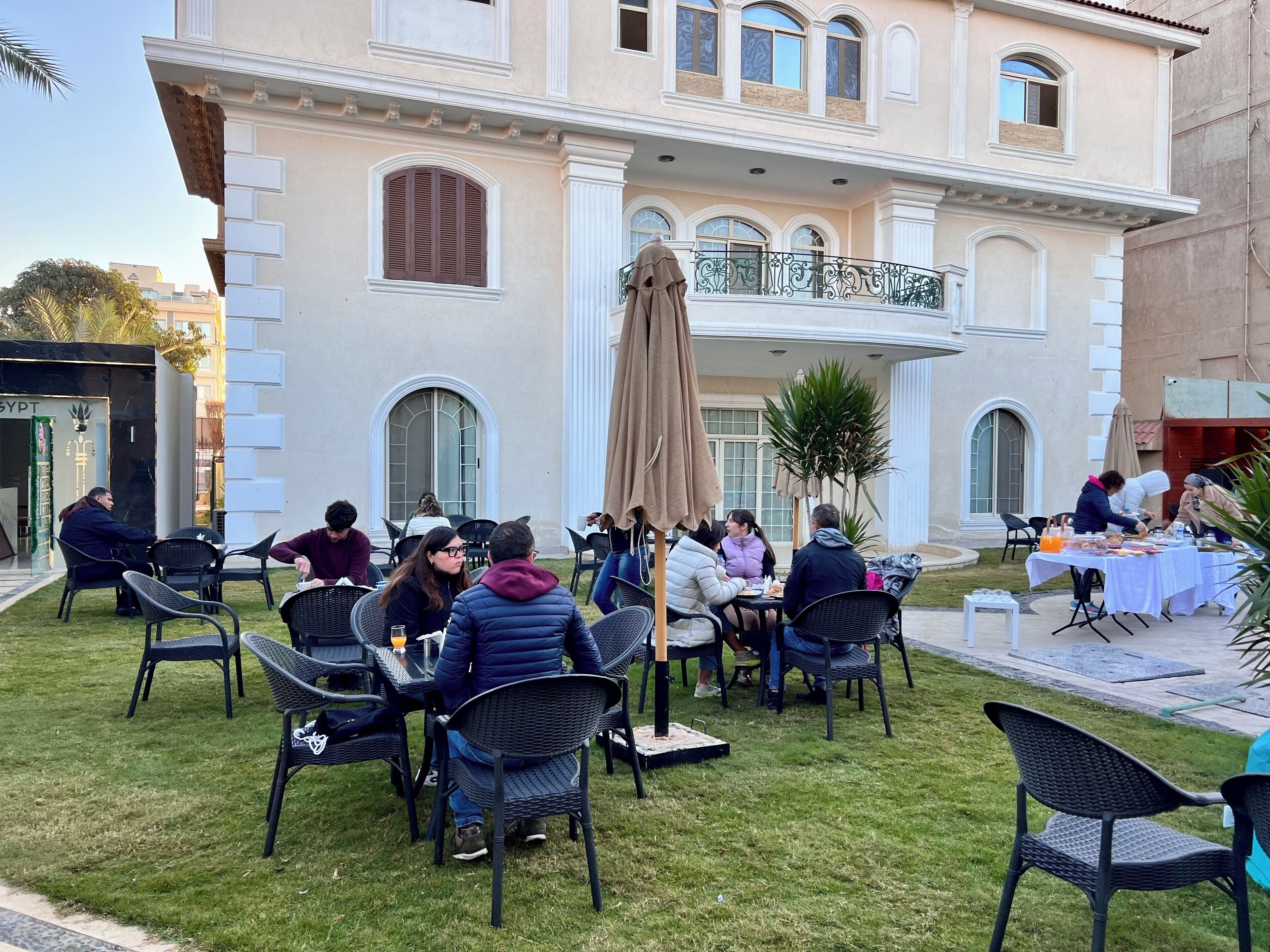 Photo - Pyramids hotel