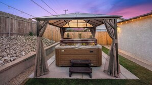 Terrace/patio - Modern Mountain View home (Lompoc)