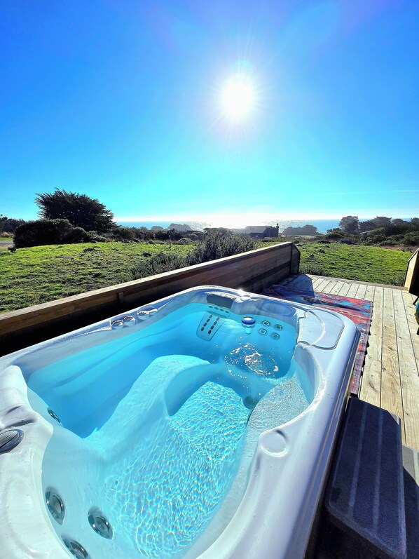 Bain à remous extérieur