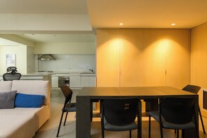 Dining - Spacious Modern 2B2b w/Sauna, Living, Dining, Kitchen, 3min walk Sun Yat-Sen MRT (Taipei City)