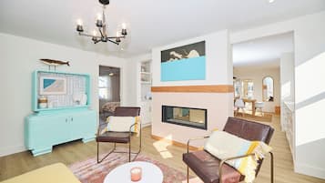 Smart TV, fireplace, video games