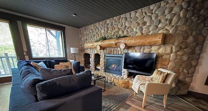 2024 Updates! Modern Chalet in Upper Deer Valley