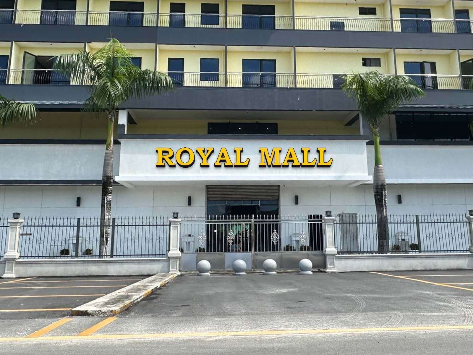 Foto - Royal International Hotel & Mall