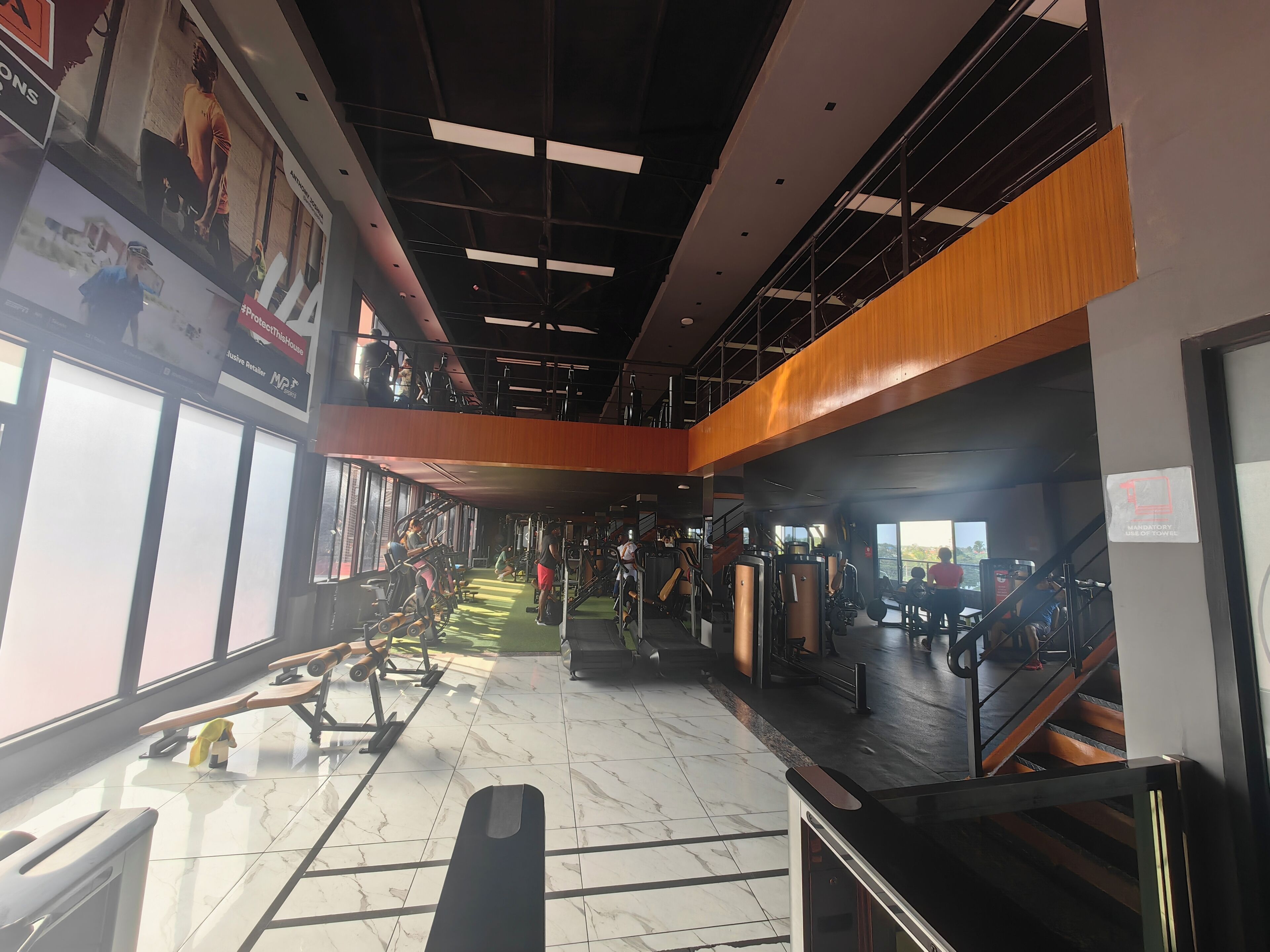 Photo - Royal International Hotel & Mall