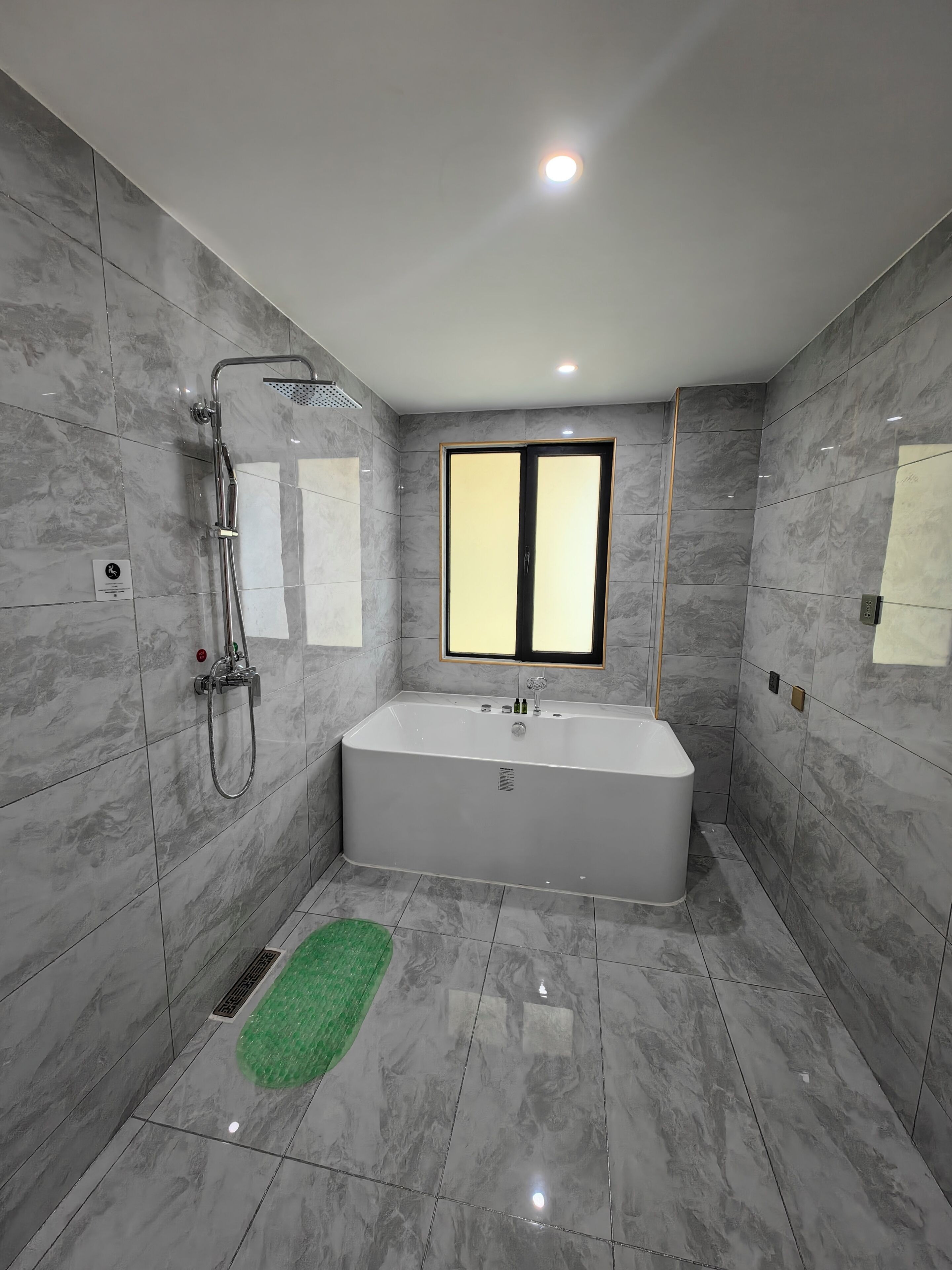 Foto - Royal International Hotel & Mall