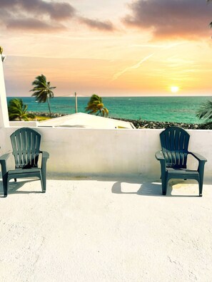 Property grounds - Beachside house. Discover the Hidden Gem of Loíza! (Suárez)