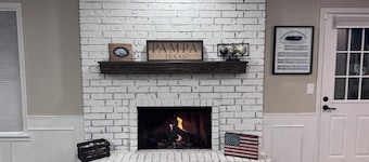 Charming 3 bed 2 bath full house