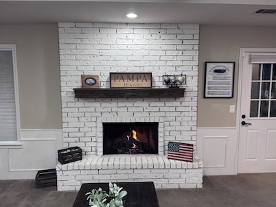 Charming 3 bed 2 bath full house