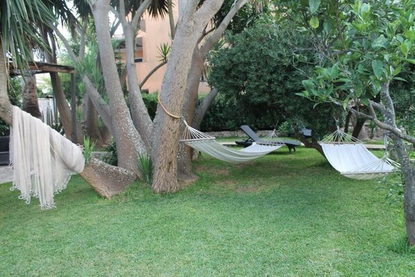 Property grounds - THREE-ROOM APARTMENT WITH GARDEN "TERRA DI MARE ( S7) " (Vignacastrisi)