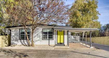 Austin Group Retreat | 2 Homes | Fire Pit & Pets