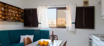 Charming studio with AC and WiFi in wonderful Ħaż-Żabbar