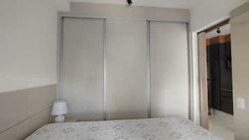 1 habitación, wifi y ropa de cama