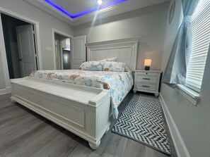 3 bedrooms, travel crib, free WiFi, bed sheets