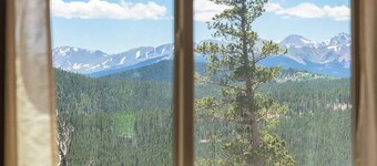 Skyline Lodge Summary