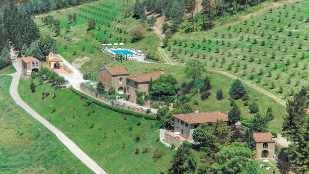 A large estate with multiple buildings, a swimming pool, and terraced fields. - 6 bedroom amazing home in Dicomano (Dicomano)