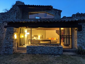Exterior - Traditional farmhouse in the heart of nature (Gordes)