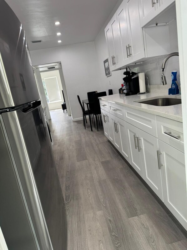 Fridge, microwave, oven, stovetop - Renovated Condo Lake Eola View Great Location (Orlando)