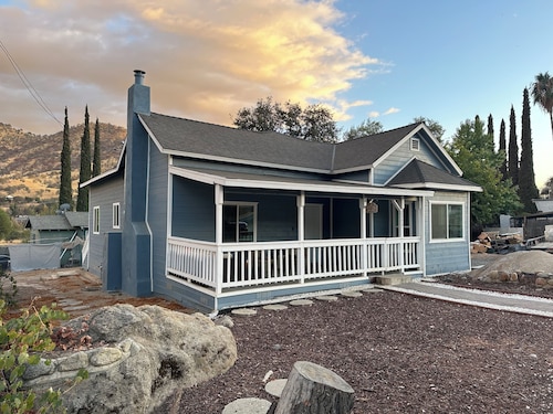 Cottage near Springville Ranch & Sequoia National Forest • 3BD•2 BA • Sleeps 10