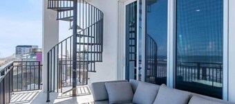 Oceanfront, Pool, Beach, New Smyrna Modern Beach House