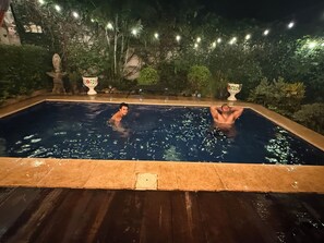 Udendørs pool