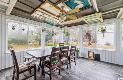 Spacious Retreat with room for large groups! 2 living areas and a large kitchen.