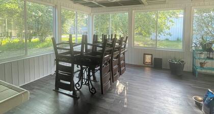 Spacious Retreat with room for large groups! 2 living areas and a large kitchen.