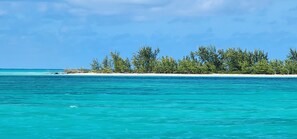 Beach towels - MUST SELL 1-3 wks ALL INCLUSIVE crewed BVI private yacht charter FP 67 Catamaran (Tortola)